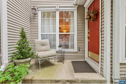 438 Santiago Court, Mahwah, NJ 07430 - Photo 2