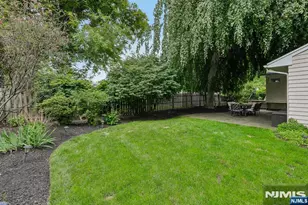 419 Hollywood Ave, Ho Ho Kus, NJ 07423 - Photo 32
