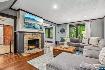 419 Hollywood Avenue, Ho Ho Kus, NJ 07423 - Photo 6