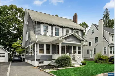 19 Christopher Place, Ridgewood, NJ 07450 - Photo 1