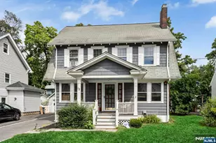 19 Christopher Pl, Ridgewood, NJ 07450 - Photo 2