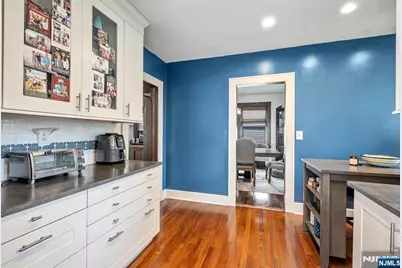 19 Christopher Place, Ridgewood, NJ 07450 - Photo 18