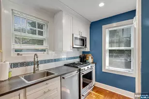 19 Christopher Pl, Ridgewood, NJ 07450 - Photo 16