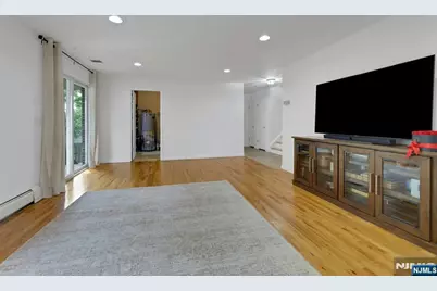 198 Scharer Avenue, Northvale, NJ 07647 - Photo 6