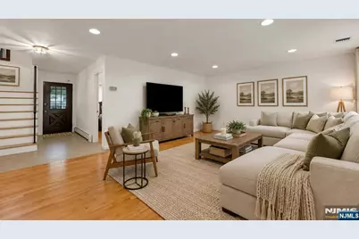 198 Scharer Avenue, Northvale, NJ 07647 - Photo 4