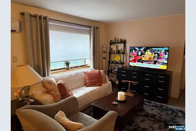 376 Henry Street 8 #8, Fairview, NJ 07022 - Photo 2