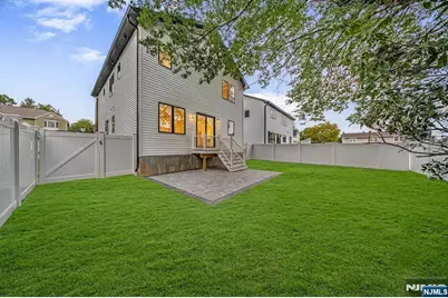 161 Palisade Avenue, Emerson, NJ 07630 - Photo 48