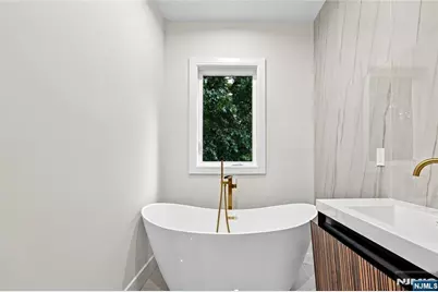 161 Palisade Avenue, Emerson, NJ 07630 - Photo 34