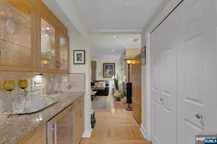 2 Eliot Ct, Teaneck Township, NJ 07666 - Photo 6