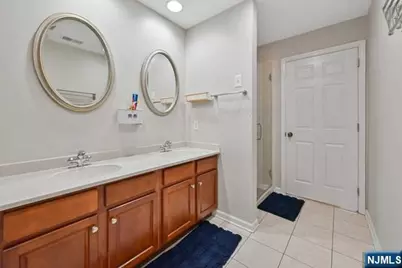 172 Price Court 172 #172, West New York, NJ 07093 - Photo 20