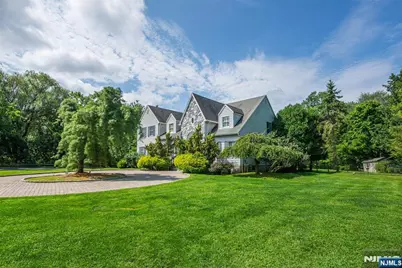 2 Blueberry Court, Mahwah, NJ 07430 - Photo 2