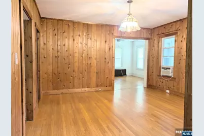 438 Van Dyke Street, Ridgewood, NJ 07450 - Photo 4