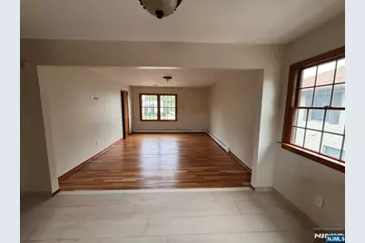 254 Phillips Avenue, South Hackensack Township, NJ 07606 - Photo 2