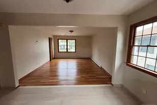 254 Phillips Ave, South Hackensack Township, NJ 07606 - Photo 2