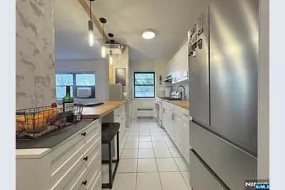 500 Linwood Drive 2G #2G, Fort Lee, NJ 07024 - Photo 4