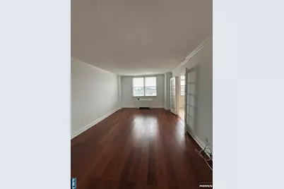 2200 Central Road 9W #9W, Fort Lee, NJ 07024 - Photo 14