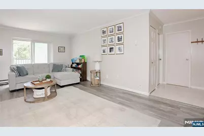 550 Fairview Avenue 302 #302, Westwood, NJ 07675 - Photo 8