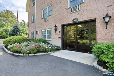550 Fairview Avenue 302 #302, Westwood, NJ 07675 - Photo 4