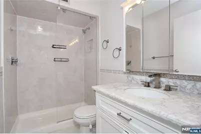 550 Fairview Avenue 302 #302, Westwood, NJ 07675 - Photo 26