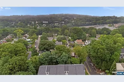 9 Goffle Brook Court 205 #205, Hawthorne, NJ 07506 - Photo 22