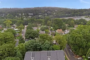 9 Goffle Brook Ct 205, Hawthorne, NJ 07506 - Photo 22