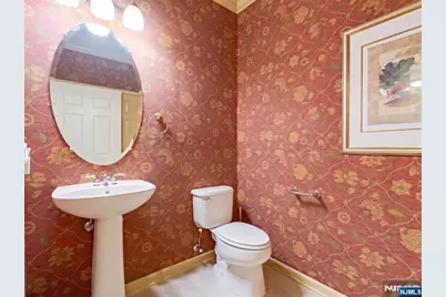 9 Goffle Brook Court 205 #205, Hawthorne, NJ 07506 - Photo 14