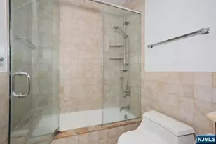 5 Horizon Road 1403, Fort Lee, NJ 07024 - Photo 18
