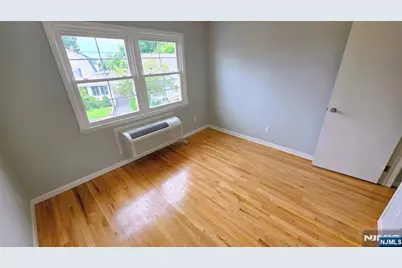 150 Jay Avenue, Lyndhurst Township, NJ 07071 - Photo 22