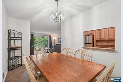 945 Juniper Way, Mahwah, NJ 07430 - Photo 12