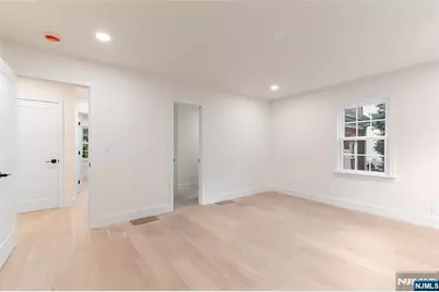 353 Oakdene Avenue, Leonia, NJ 07605 - Photo 10