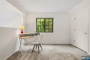 2902 Mark Twain Way, Mahwah, NJ 07430 - Photo 24