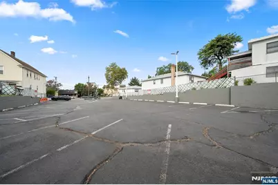 340 Paterson Avenue, East Rutherford, NJ 07073 - Photo 34