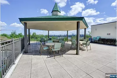 250 Gorge Road 29L #29L, Cliffside Park, NJ 07010 - Photo 28