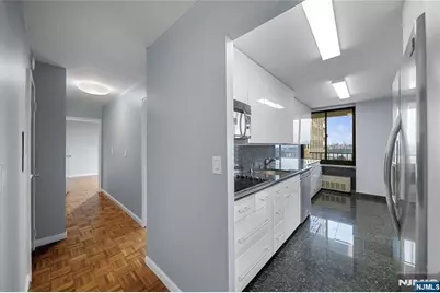 200 Winston Drive 718 #718, Cliffside Park, NJ 07010 - Photo 10