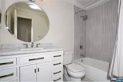 2406 Hemingway 2406 #2406, Mahwah, NJ 07430 - Photo 28