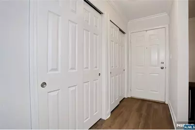 2406 Hemingway 2406 #2406, Mahwah, NJ 07430 - Photo 6