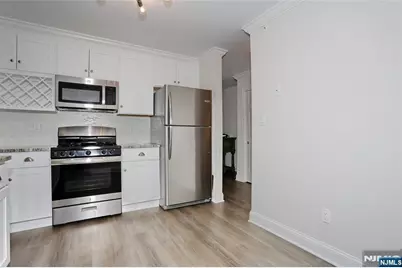2406 Hemingway 2406 #2406, Mahwah, NJ 07430 - Photo 18