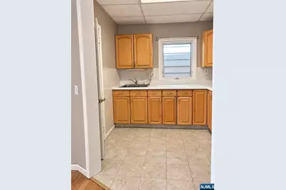 22 Semel Avenue 2 #2, Garfield, NJ 07026 - Photo 6