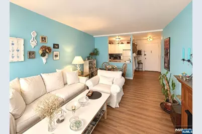 7100 Boulevard E 6K #6K, Guttenberg, NJ 07093 - Photo 4