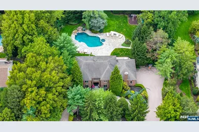 72 Adams Drive, Cresskill, NJ 07626 - Photo 1