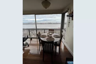 2 Horizon Road 1211 #1211, Fort Lee, NJ 07024 - Photo 6
