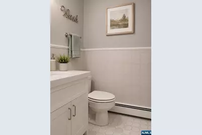 84 Colgate Avenue 1 #1, Paramus, NJ 07652 - Photo 12