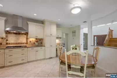 8 Marion Court, Ho Ho Kus, NJ 07423 - Photo 10