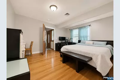 286 McKinley Boulevard, Paramus, NJ 07652 - Photo 14
