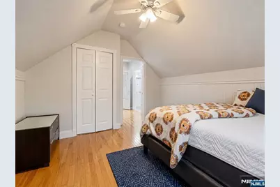 286 McKinley Boulevard, Paramus, NJ 07652 - Photo 18