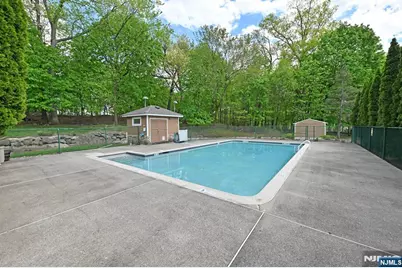 8 Hunter Road, North Haledon, NJ 07508 - Photo 32