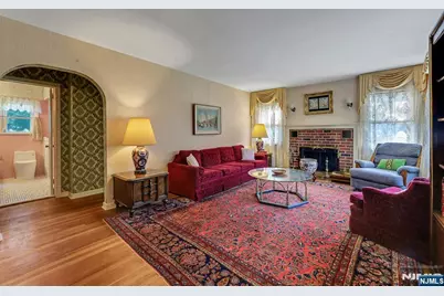 979 River Road, New Milford, NJ 07646 - Photo 4