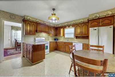 979 River Road, New Milford, NJ 07646 - Photo 8