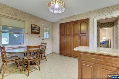 979 River Road, New Milford, NJ 07646 - Photo 10