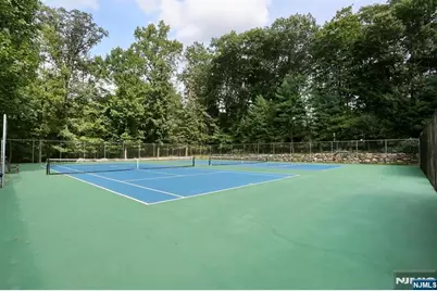 3916 Melville Court 3916 #3916, Mahwah, NJ 07430 - Photo 36